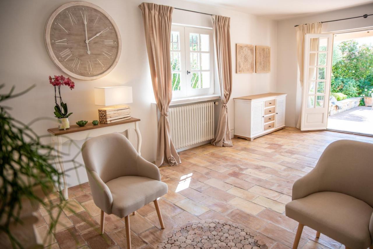 Le Mas De La Source Bed & Breakfast Mougins Exterior photo